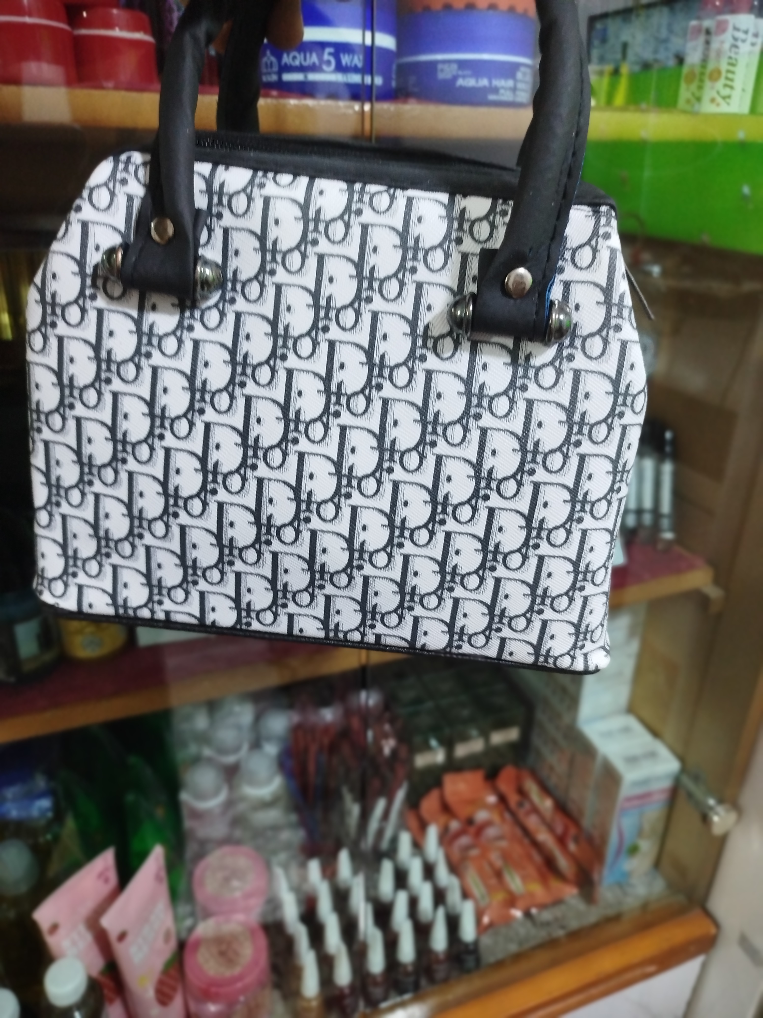 کیف دوشی مجلسی
